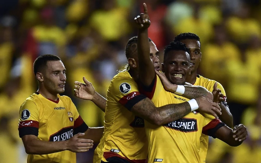 Disney ‘passa o rodo’ e compra cinco ligas de futebol da América do Sul para Star+
